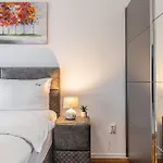 Cozy Cityscape - Near Coresi Mall #brasov Apartment