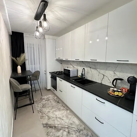 Cozy Cityscape - Near Coresi Mall #brasov Апартаменти *
