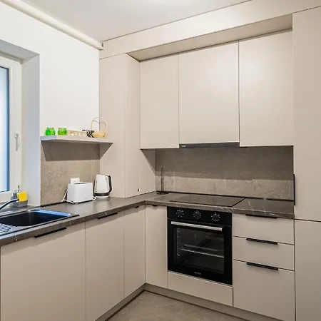 Cozy Cityscape - Near Coresi Mall #brasov アパート ブラショフ