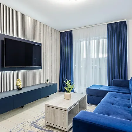 Апартаменти Cozy Cityscape - Near Coresi Mall #brasov *